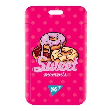 Бейдж вертикальный Yes Sweet Cream слайдер