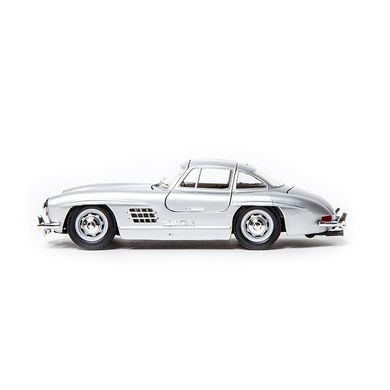 Автомодель - MERCEDES-BENZ 300 SL (1954) (всорті червоний, срібний, 1:24) 18-22023