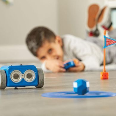 Игровой STEM-набор LEARNING RESOURCES &ndash; РОБОТ BOTLEY&reg; 2.0 (программируемый робот, пульт, аксесс.) LER2938